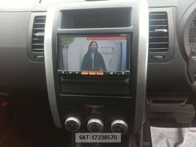Nissan X-TRAIL 2014-06 7981655-4