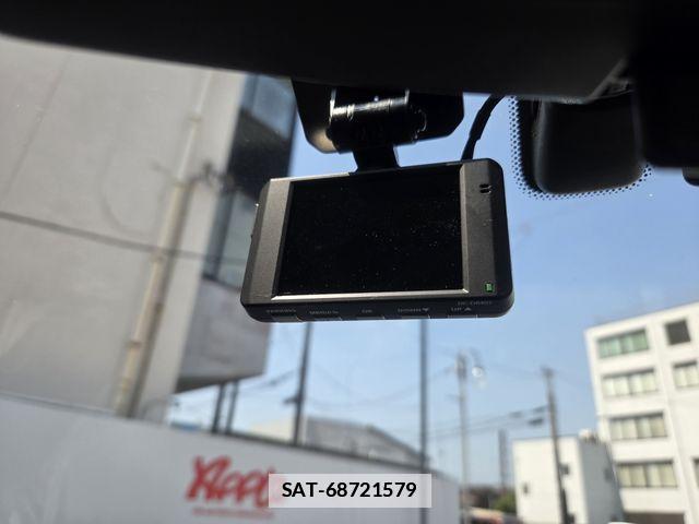 Nissan X-TRAIL 2013-01 7981660-12