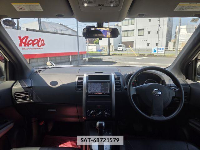 Nissan X-TRAIL 2013-01 7981660-1