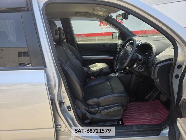 Nissan X-TRAIL 2013-01 7981660-6