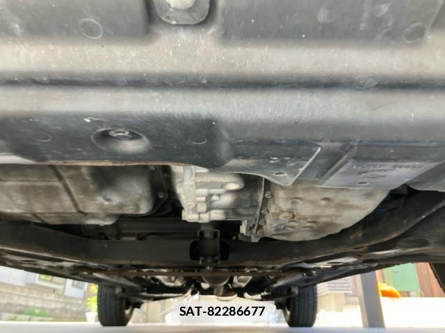 Nissan X-TRAIL 2013-09 7981665-9
