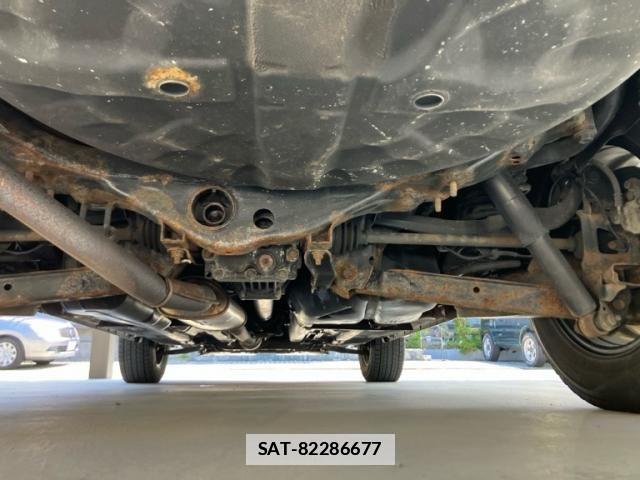 Nissan X-TRAIL 2013-09 7981665-10
