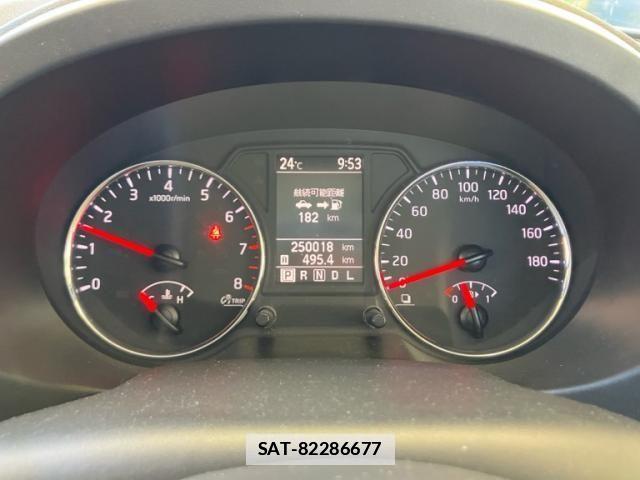 Nissan X-TRAIL 2013-09 7981665-21