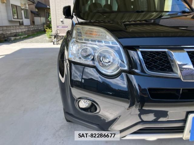 Nissan X-TRAIL 2013-09 7981665-2