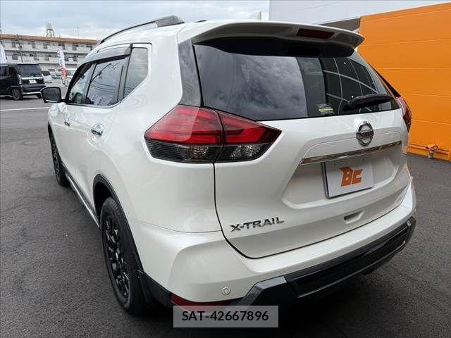 Nissan X-TRAIL 2018-03 7981653-12