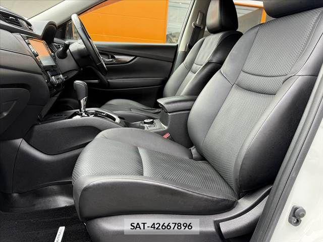 Nissan X-TRAIL 2018-03 7981653-16