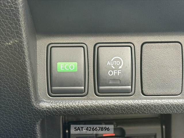 Nissan X-TRAIL 2018-03 7981653-27