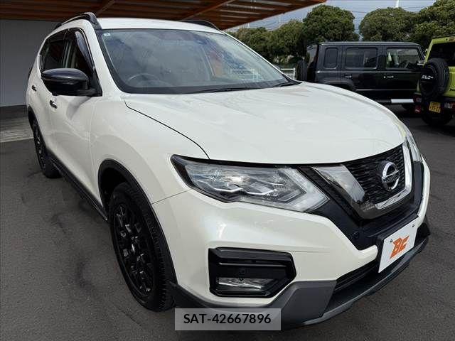 Nissan X-TRAIL 2018-03 7981653-7