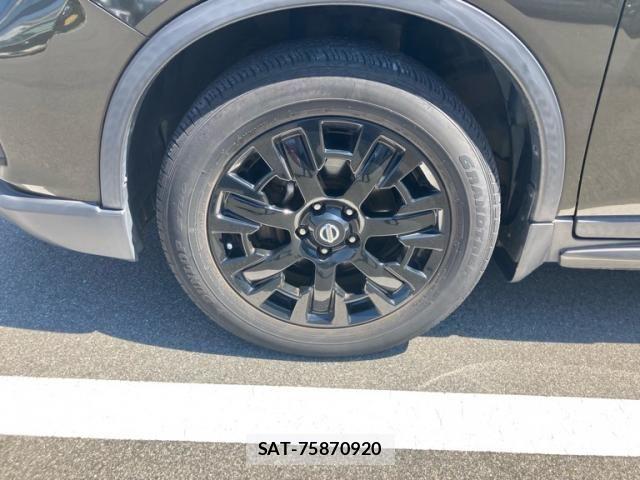 Nissan X-TRAIL 2017-12 7981658-9