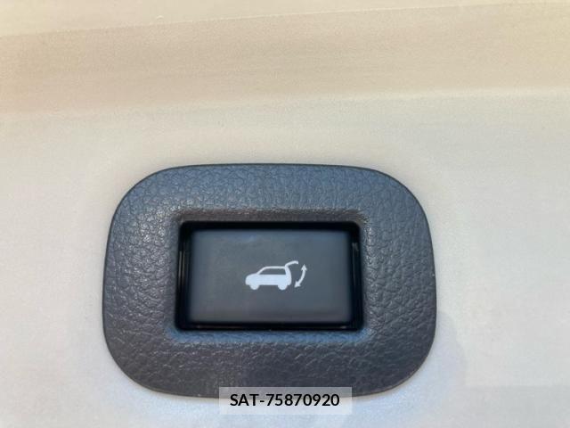Nissan X-TRAIL 2017-12 7981658-14