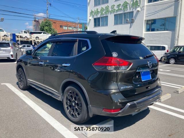 Nissan X-TRAIL 2017-12 7981658-3