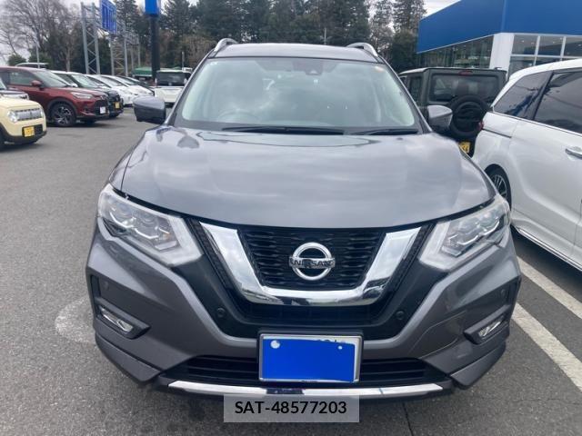Nissan X-TRAIL 2017-08 7981659-0
