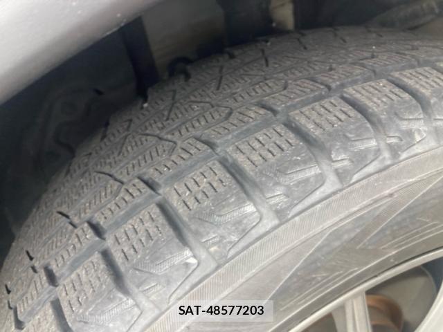 Nissan X-TRAIL 2017-08 7981659-11