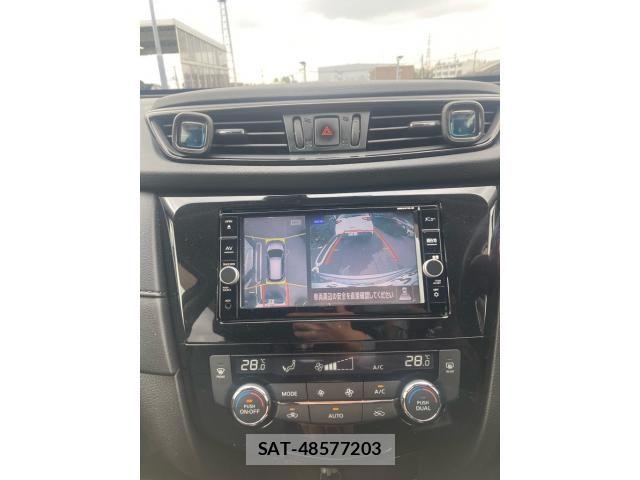 Nissan X-TRAIL 2017-08 7981659-18