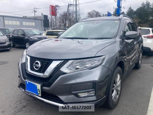 Nissan X-TRAIL 2017-08 7981659-1