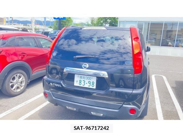 Nissan X-TRAIL 2009-07 8039407-2