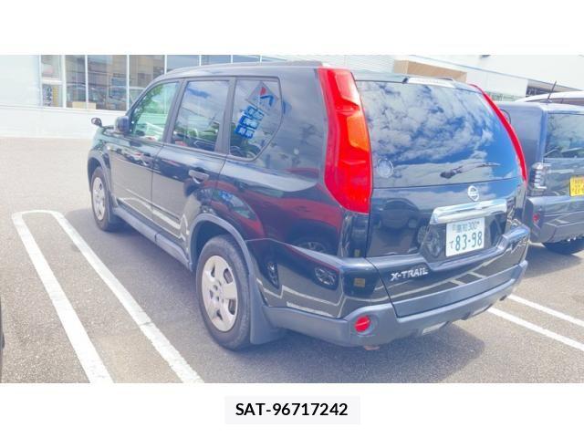 Nissan X-TRAIL 2009-07 8039407-3