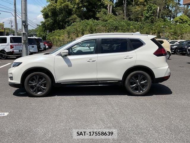 Nissan X-TRAIL 2021-11 8039369-5
