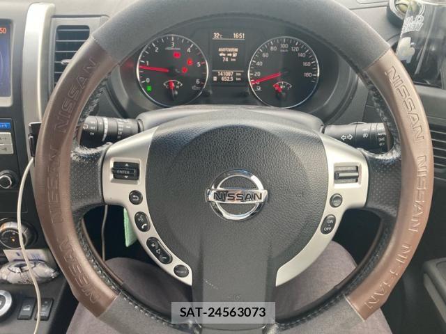 Nissan X-TRAIL 2014-03 8039387-17
