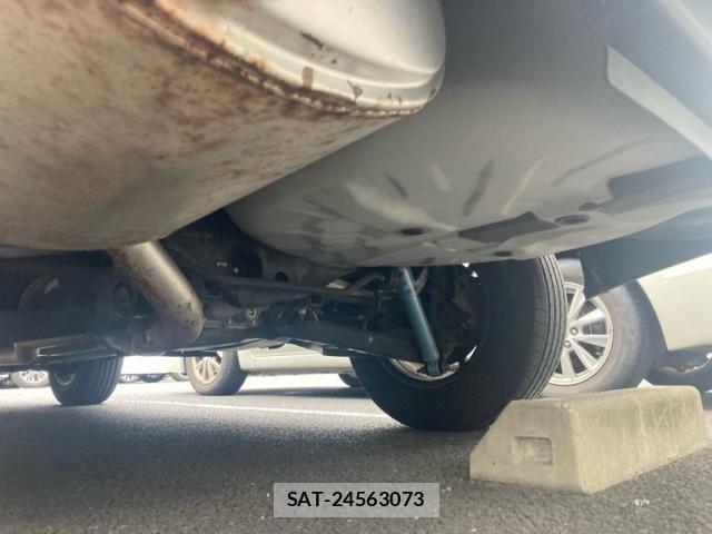 Nissan X-TRAIL 2014-03 8039387-7
