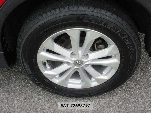 Nissan X-TRAIL 2016-10 8039408-16