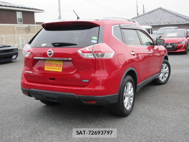 Nissan X-TRAIL 2016-10 8039408-2