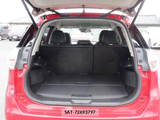 Nissan X-TRAIL 2016-10 8039408-5