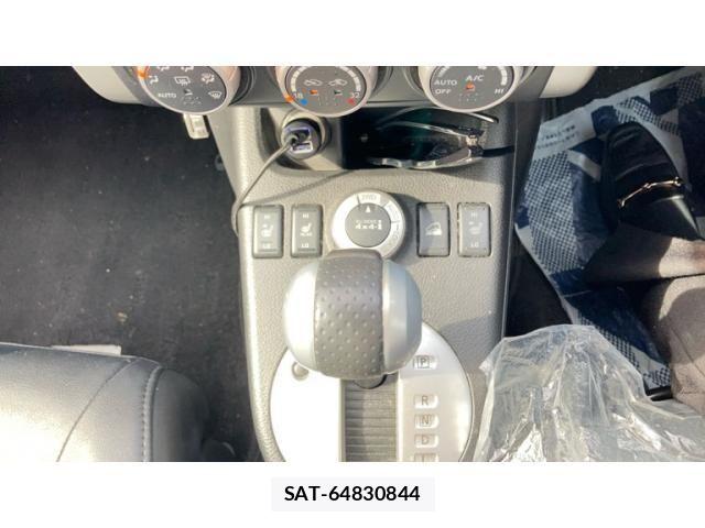 Nissan X-TRAIL 2011-10 8039403-18