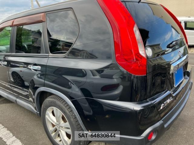 Nissan X-TRAIL 2011-10 8039403-4