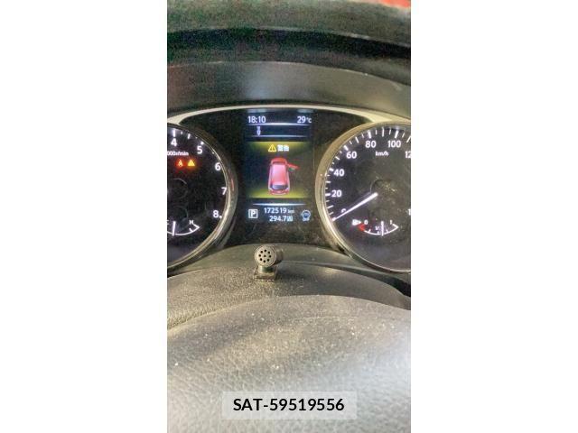 Nissan X-TRAIL 2014-02 8039395-10