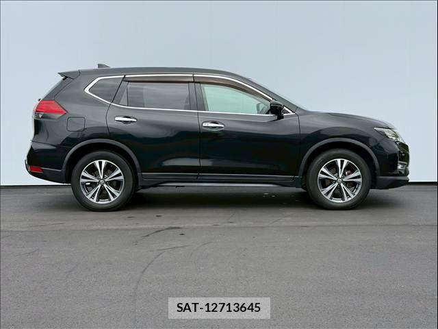 Nissan X-TRAIL 2019-07 8039383-7