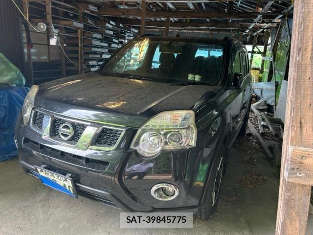 Nissan X-TRAIL 2012-08 8039396-0