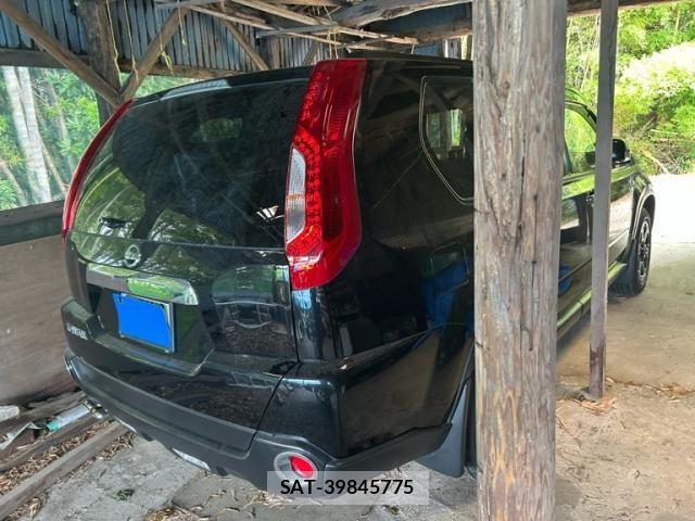 Nissan X-TRAIL 2012-08 8039396-2