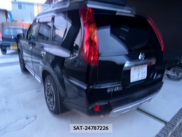 Nissan X-TRAIL 2010-02 8039405-3