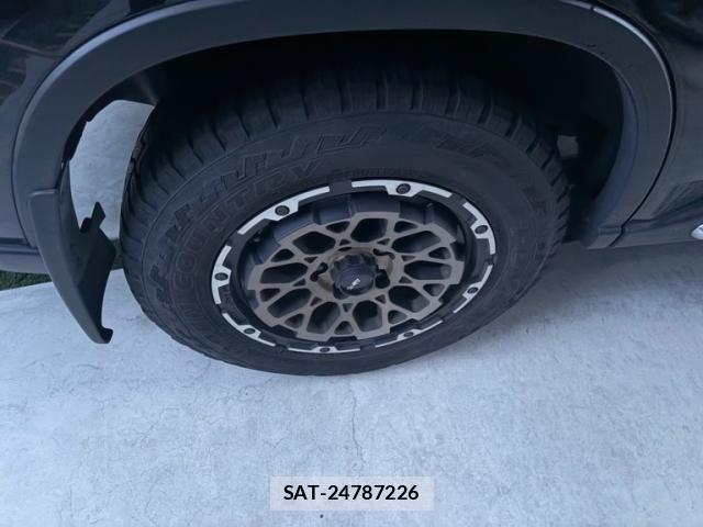 Nissan X-TRAIL 2010-02 8039405-6