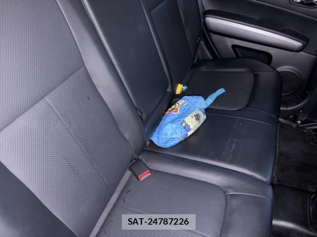 Nissan X-TRAIL 2010-02 8039405-8