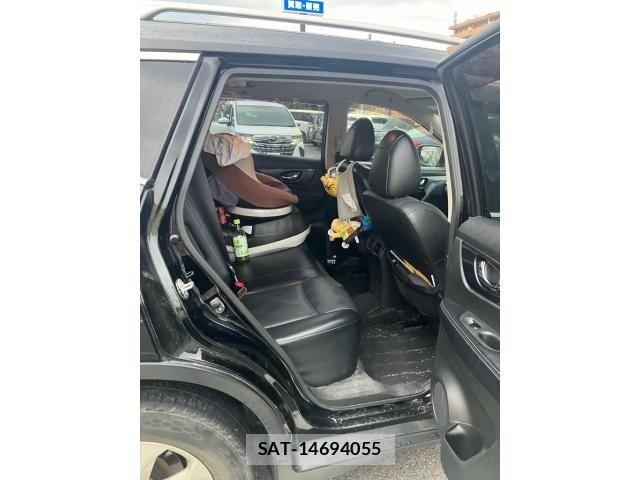 Nissan X-TRAIL 2014-03 8039392-14