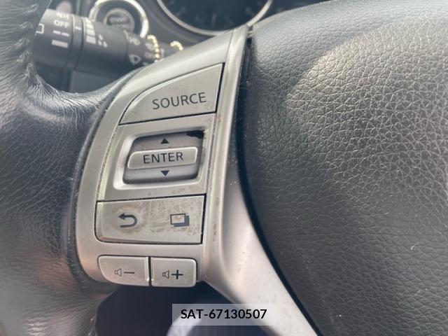 Nissan X-TRAIL 2014-03 8039389-11