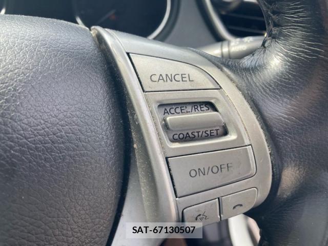 Nissan X-TRAIL 2014-03 8039389-12
