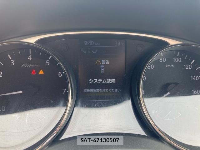 Nissan X-TRAIL 2014-03 8039389-14