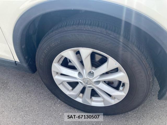 Nissan X-TRAIL 2014-03 8039389-4