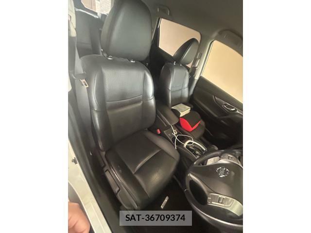 Nissan X-TRAIL 2015-01 8039388-13