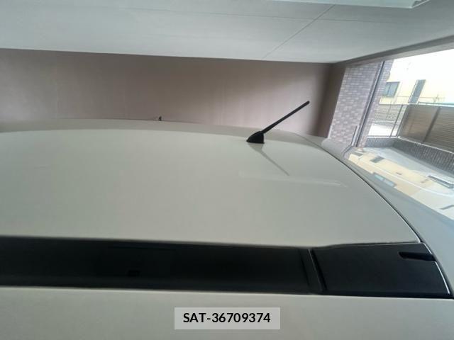 Nissan X-TRAIL 2015-01 8039388-14