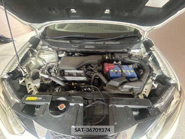 Nissan X-TRAIL 2015-01 8039388-17