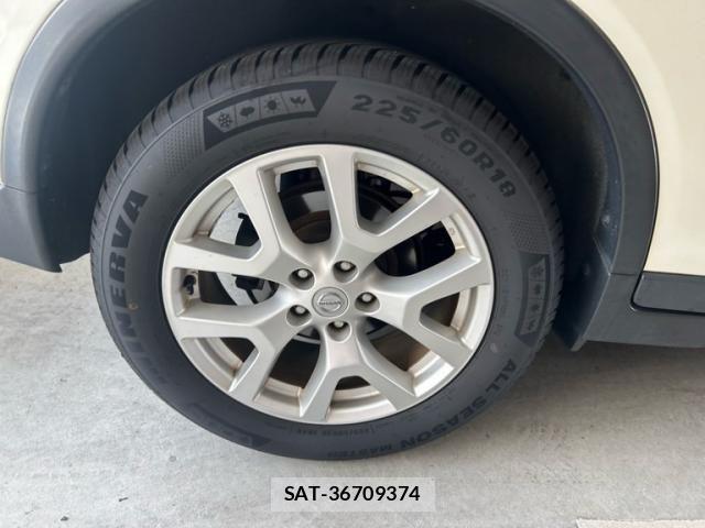 Nissan X-TRAIL 2015-01 8039388-6