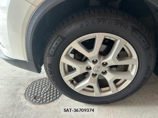 Nissan X-TRAIL 2015-01 8039388-8