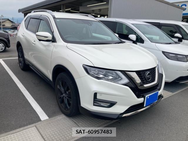 Nissan X-TRAIL 2021-08 8039376-1