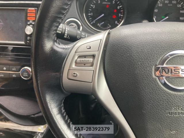 Nissan X-TRAIL 2015-09 8076250-10