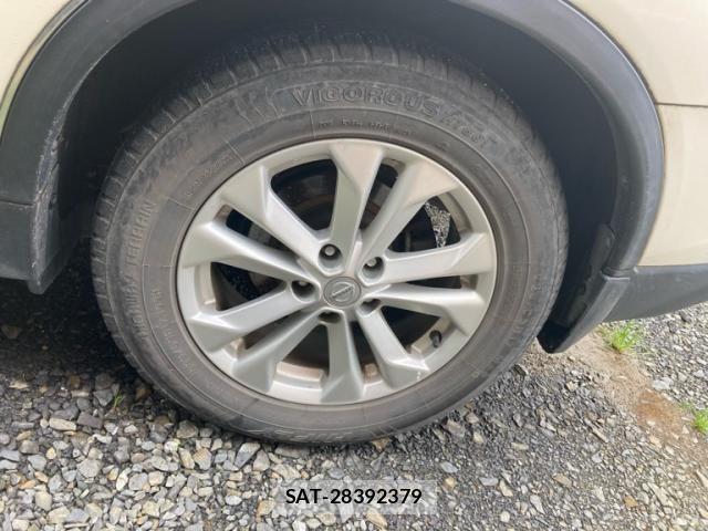 Nissan X-TRAIL 2015-09 8076250-19