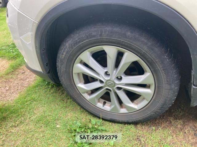 Nissan X-TRAIL 2015-09 8076250-20